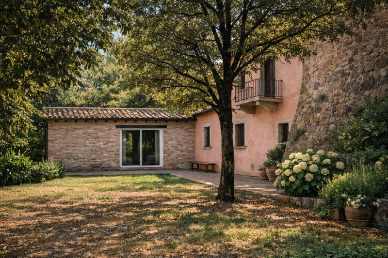 Private garden with trees and relaxation areas next to the villa set in the Tuscan countryside - Villa San Bartolomeo, BZAR hotels in Tuscany